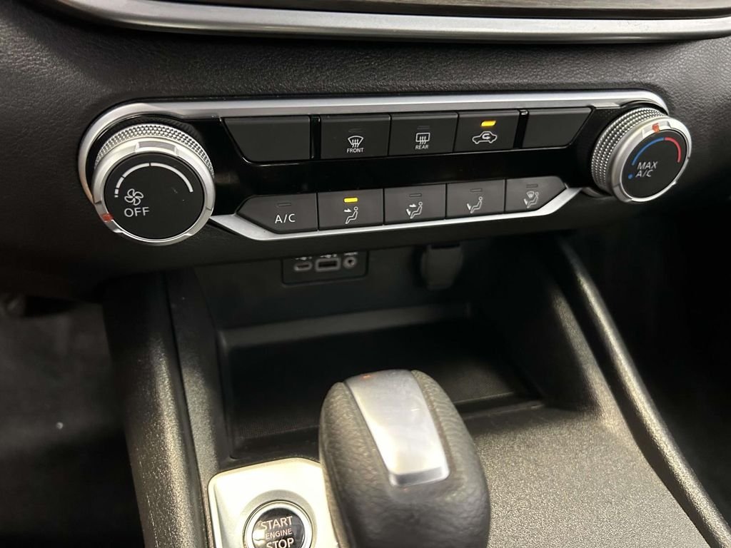 Used 2025 Gray Nissan 2.5 SV image 21
