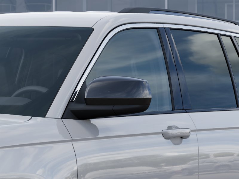 New 2026 Bright White Clear-Coat Exterior Paint Jeep Laredo X image 12