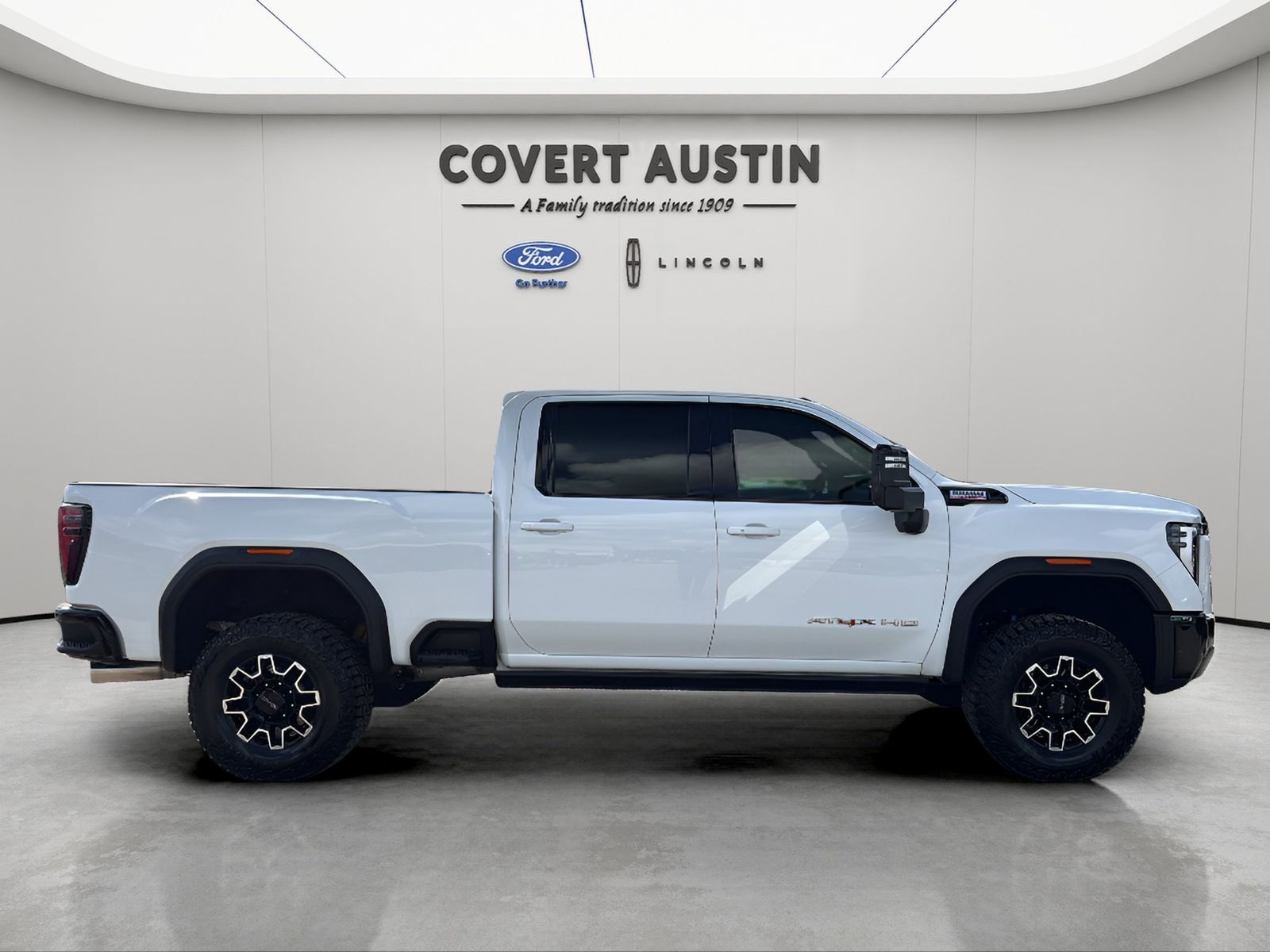 Certified Used 2024 White GMC AT4X image 6