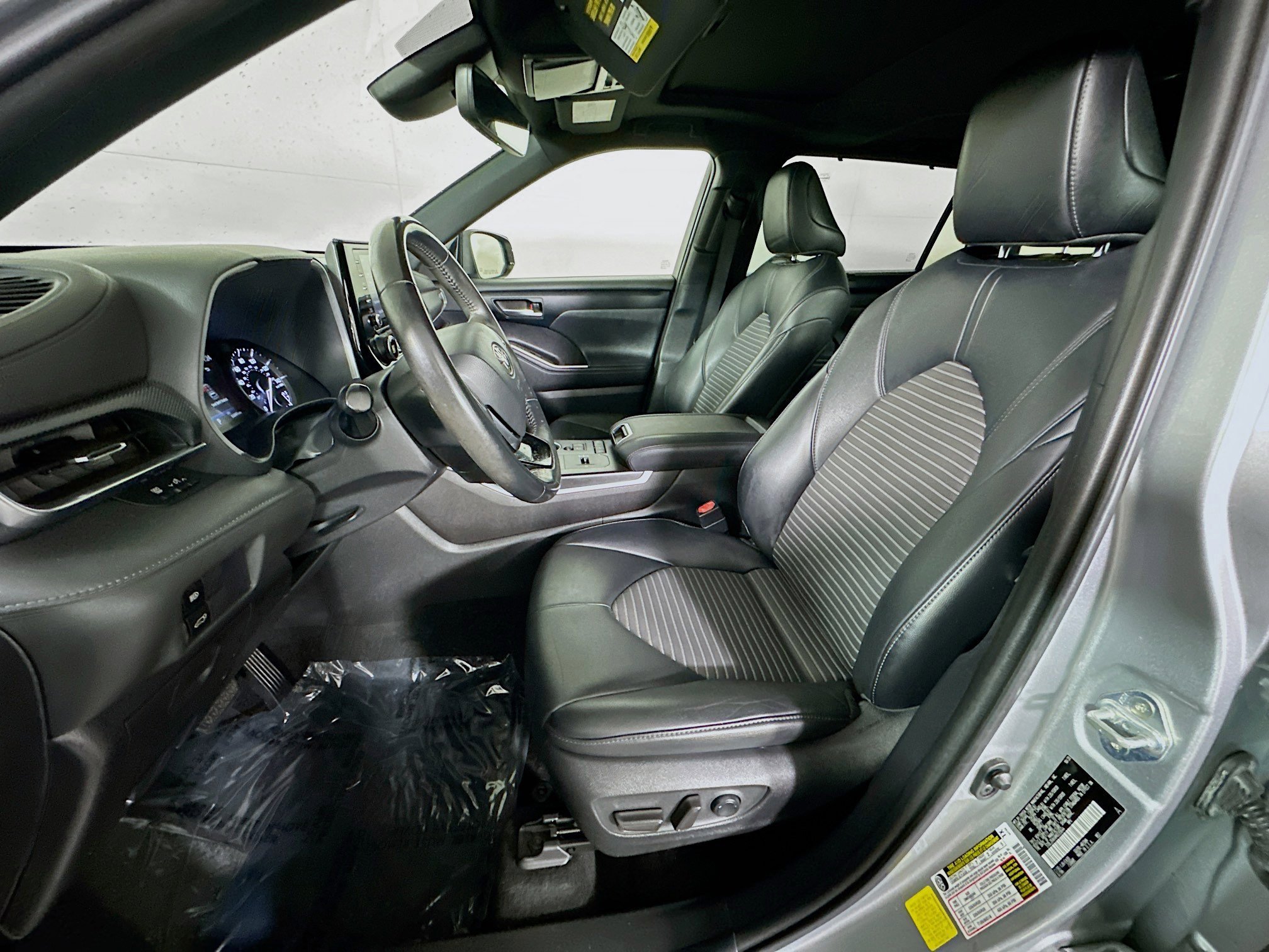 Used 2021 Celestial Silver Metallic Toyota XSE image 12