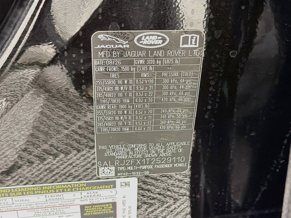 New 2026 Santorini Black Land Rover S image 34