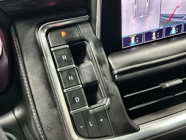 2021 Chevrolet Tahoe Z71 - Photo 16