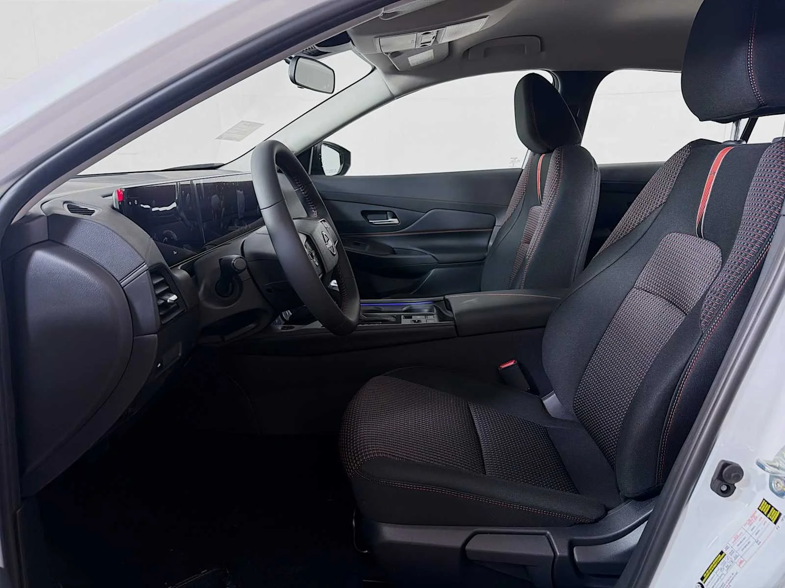 New 2026 Aspen White TriCoat Nissan SR image 4