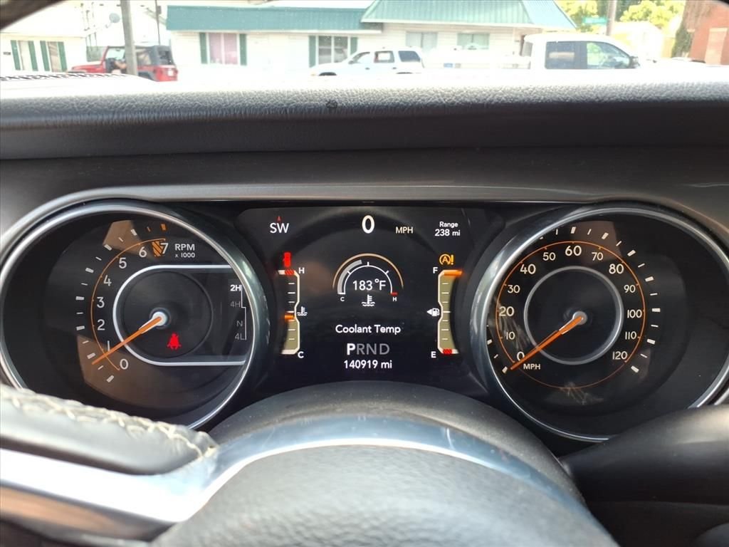 Used 2018 Red Jeep Unlimited Sahara image 17