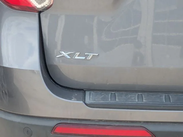 Used 2022 Gray Metallic Ford XLT image 4