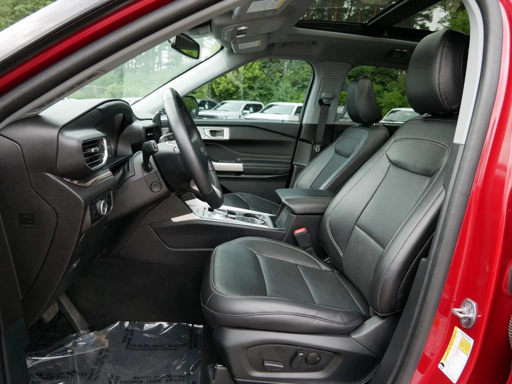 Certified Used 2023 Red Ford Limited image 15