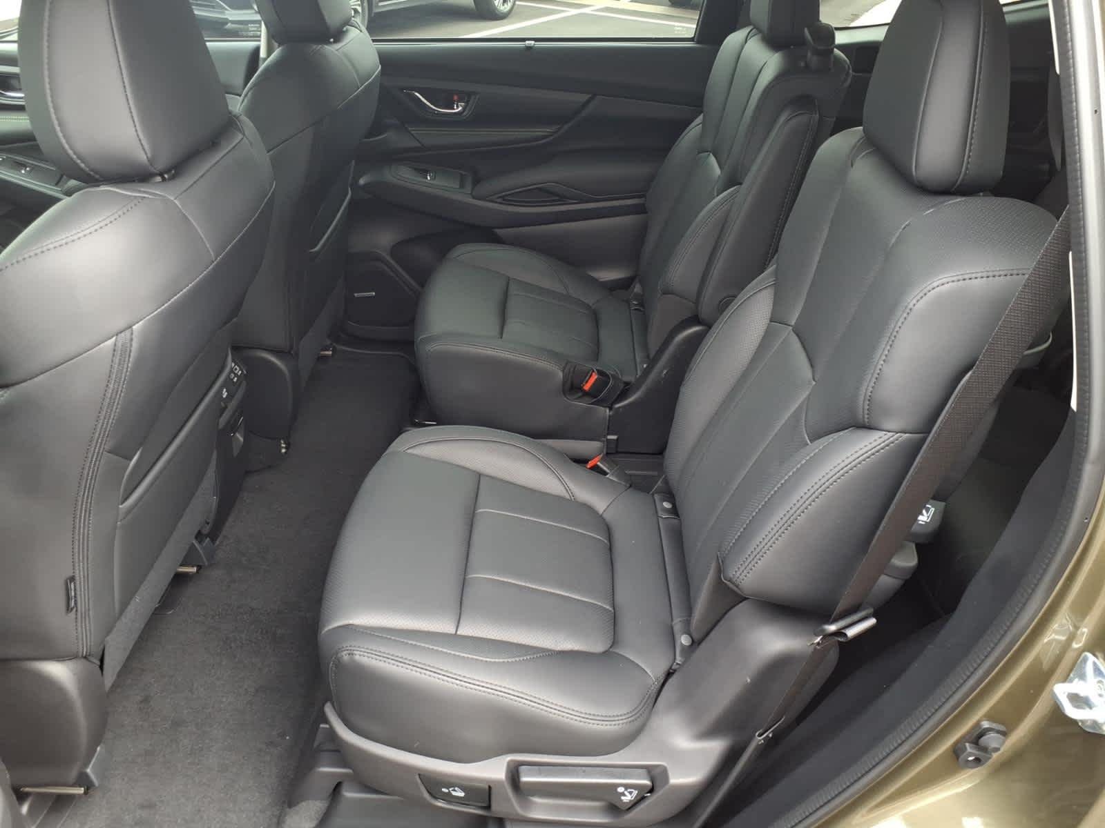 New 2026 AUTUMN GREEN METALLIC Subaru Onyx Edition Touring 7-Passenger image 30