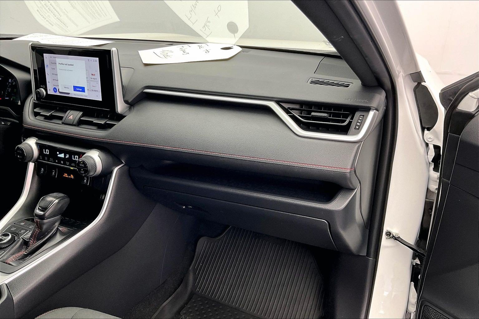 Used 2023 Ice Cap Toyota SE image 16