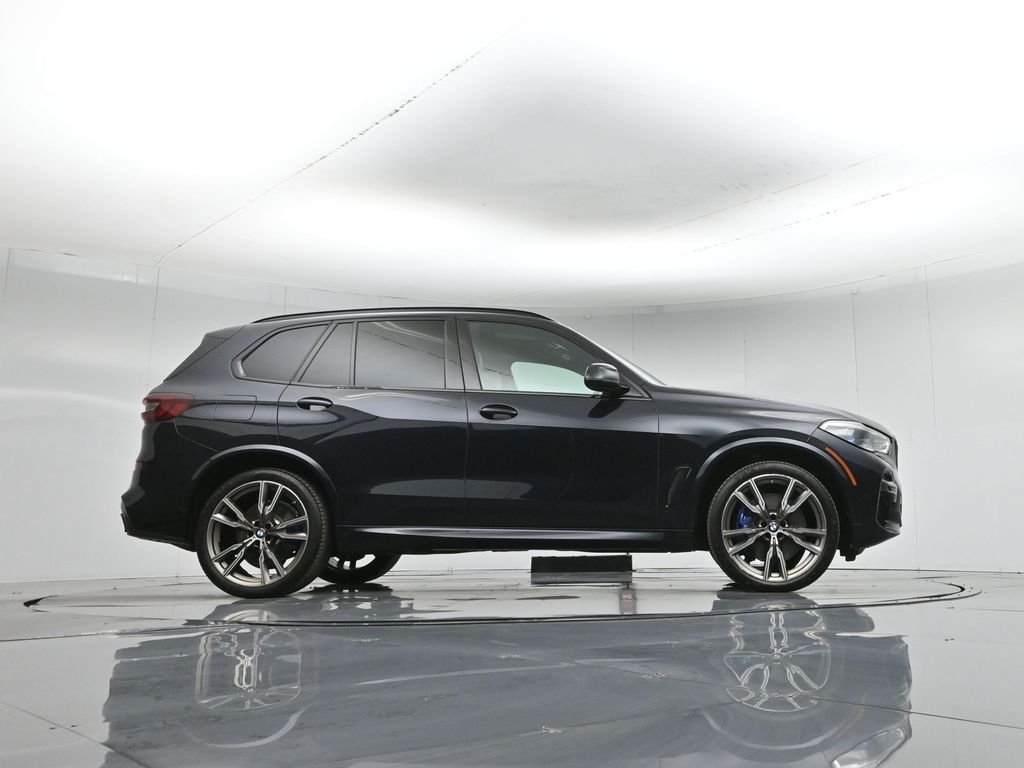 Used 2022 Black BMW M50i image 57