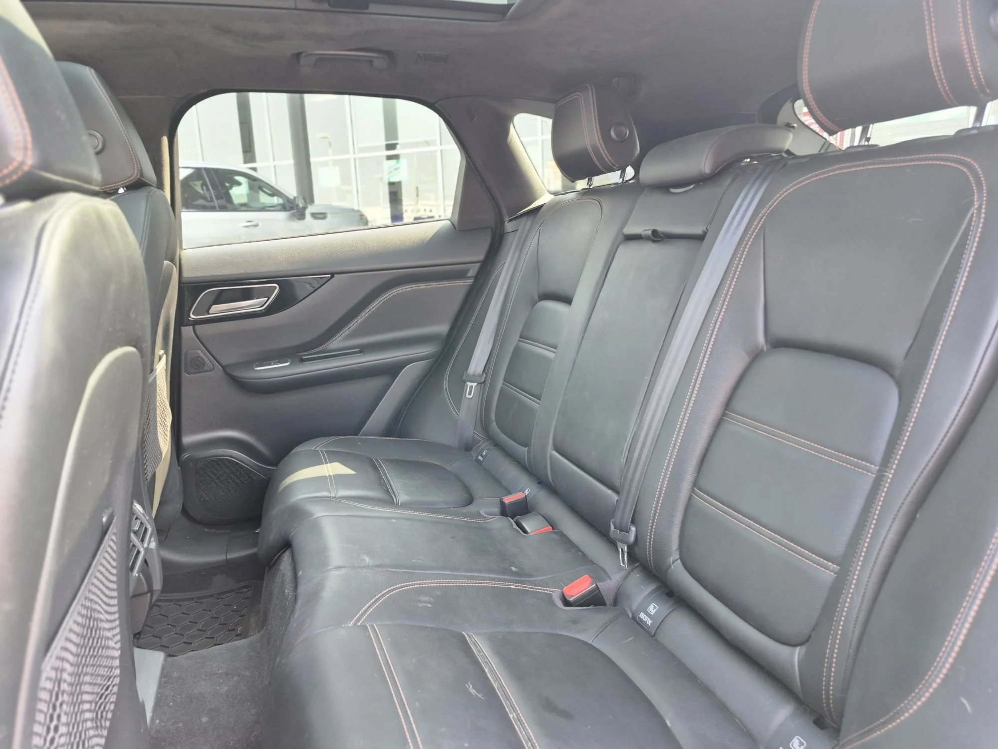 Used 2020 Black Jaguar 25t Prestige image 10