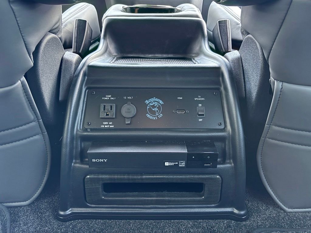New 2026 Gray Ford Explorer Limited SE image 41