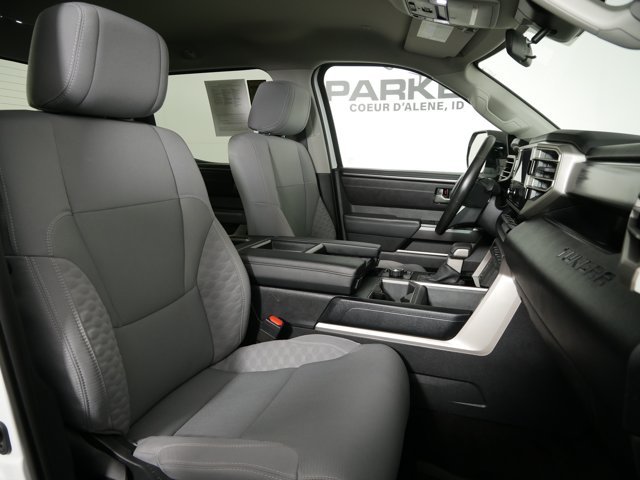 Used 2024 Ice Cap Toyota Crew Cab SR5 w/ Convenience Pkg image 15