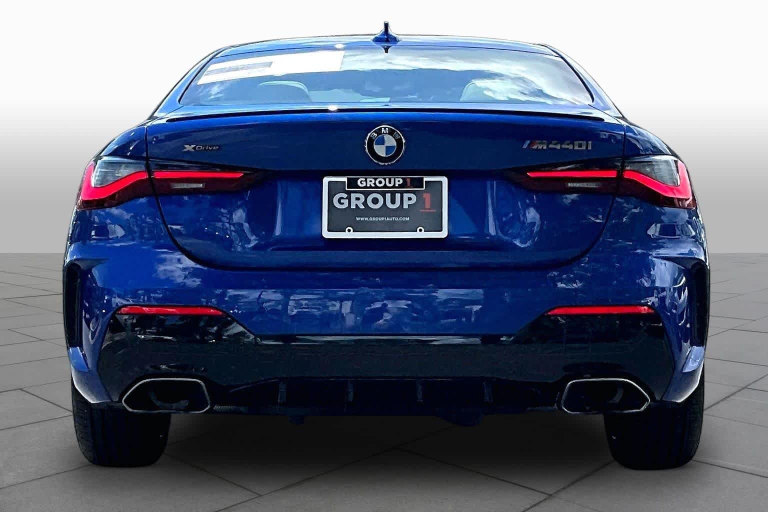 Used 2021 Portimao Blue Metallic BMW M440i xDrive image 5