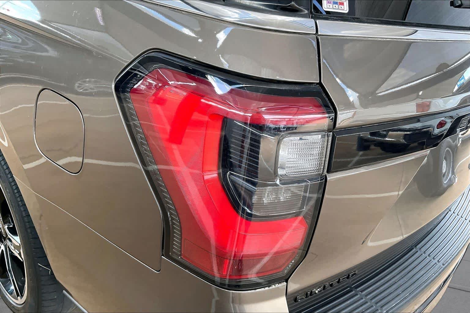 Used 2019 Stone Gray Ford Limited image 29