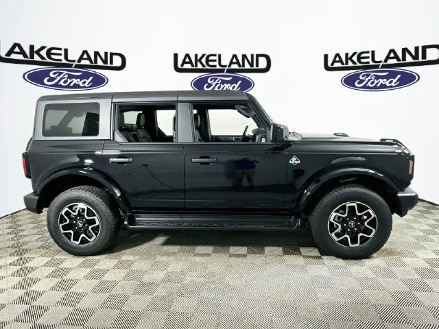 New 2026 Black Ford Outer Banks image 2