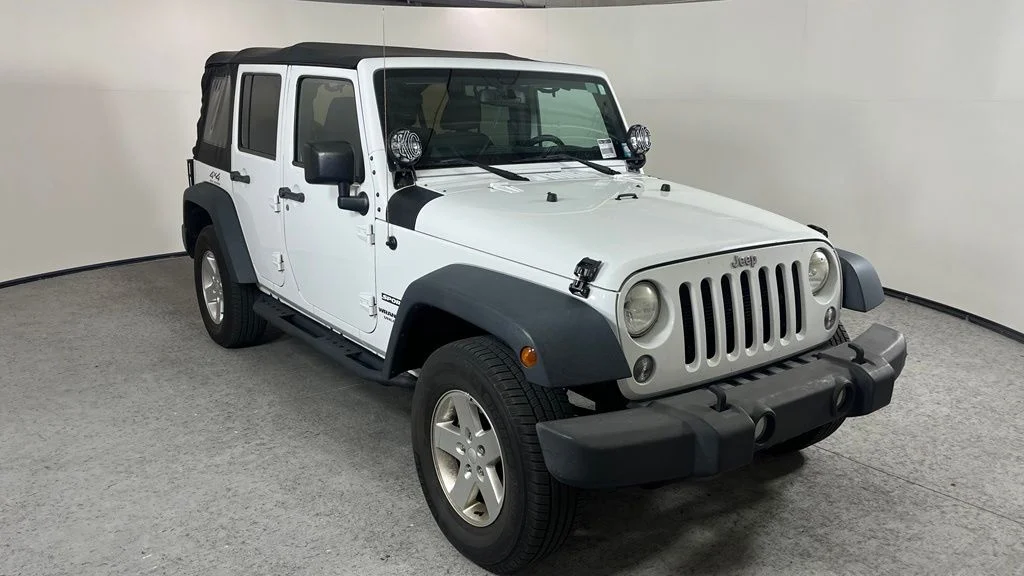 2014 Jeep Wrangler Sport's photo