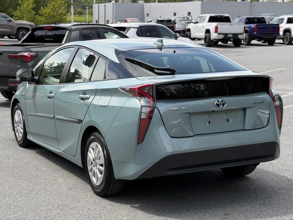 Used 2016 Beige Toyota Two image 3