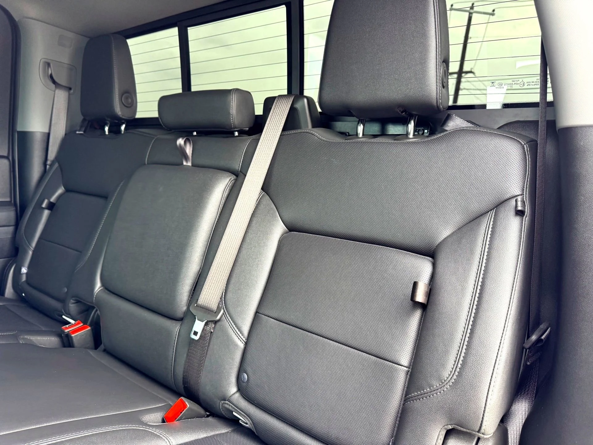 Used 2025 Summit White Chevrolet LTZ image 18
