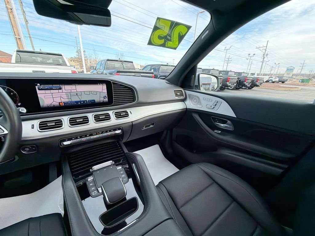 Used 2025 Black Mercedes-Benz GLE 350 image 11