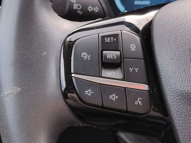 Used 2023 White Ford Active image 25
