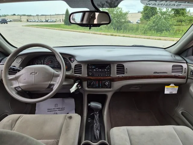 Used 2005 Silver Chevrolet Base image 30
