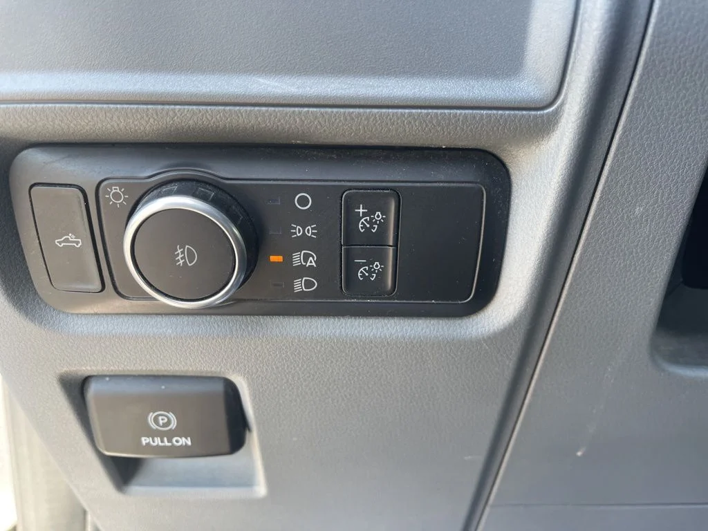 Used 2022 Silver Ford XLT image 30