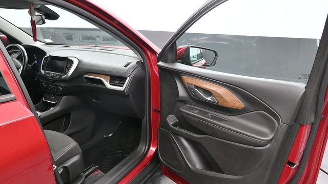 Used 2020 Red GMC SLE image 11