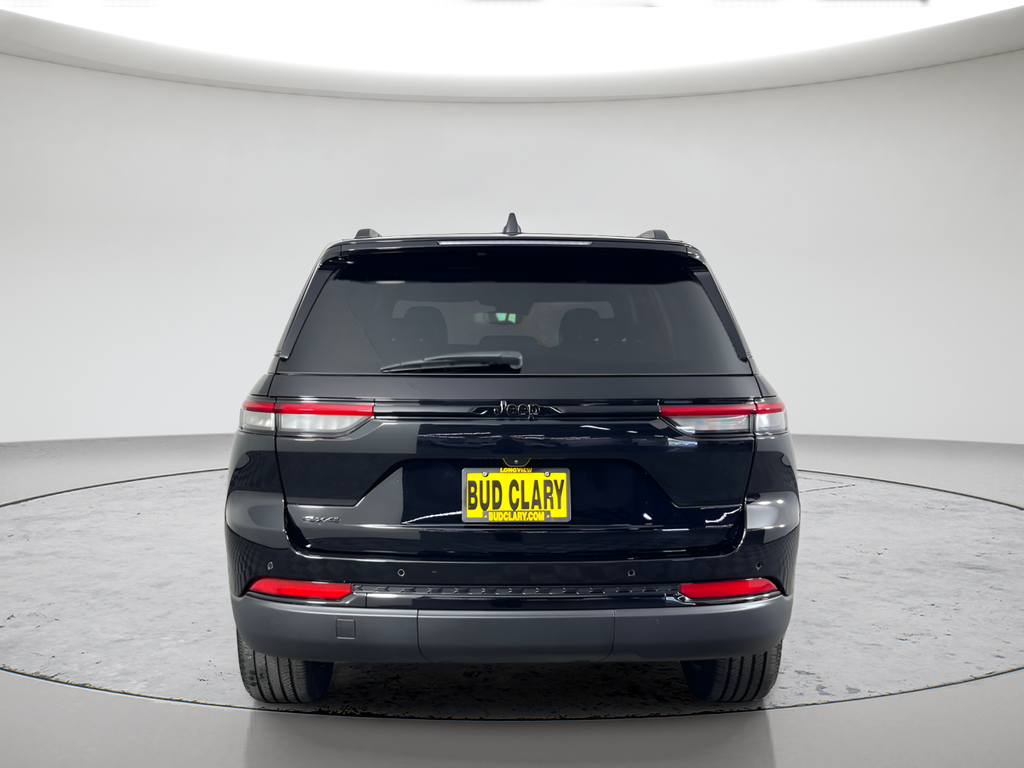 Used 2023 Black Jeep Altitude X image 6