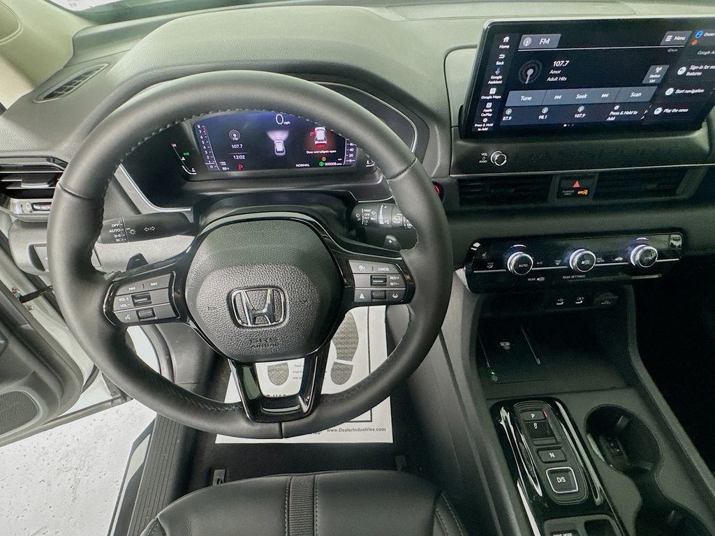 New 2026 Platinum White Pearl Honda RTL image 16