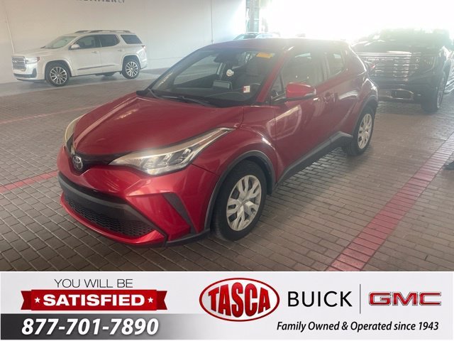 Used 2020  Toyota LE image 1