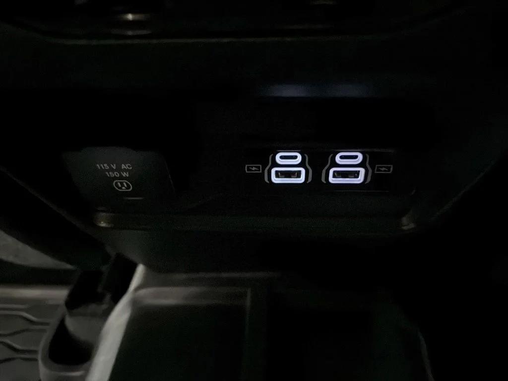 Used 2023 Gray Jeep Altitude X image 31
