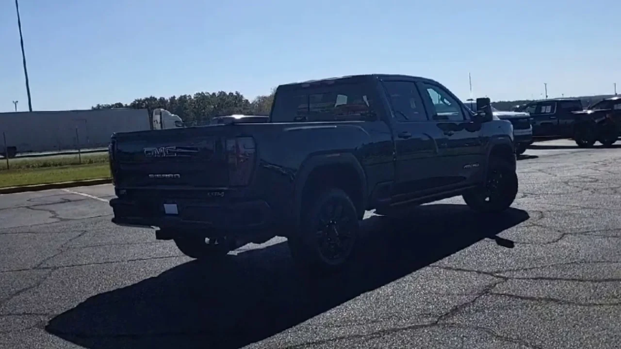 New 2026 Onyx Black GMC AT4 image 8