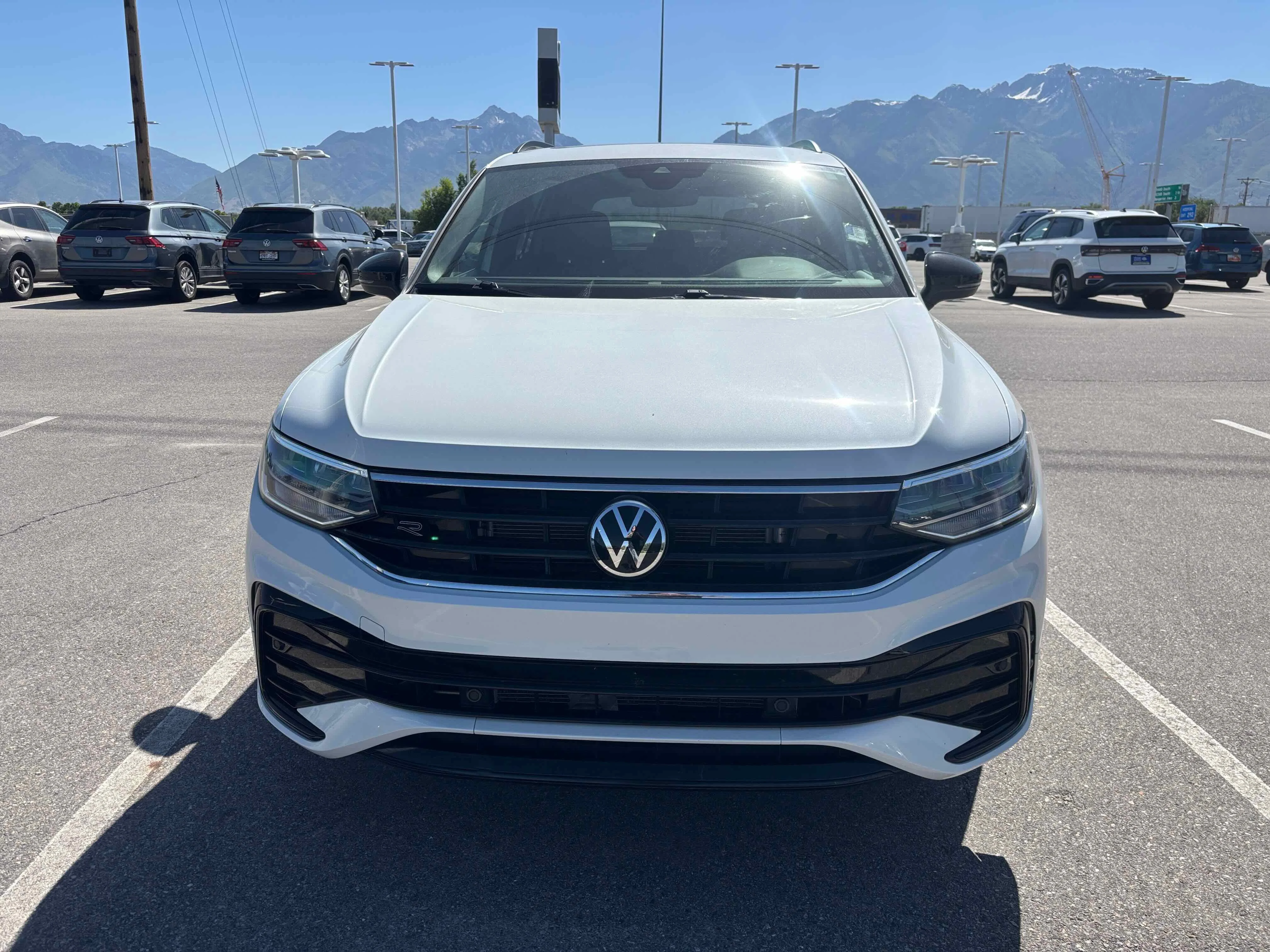 Used 2024 Opal White Volkswagen SE R-Line Black image 2