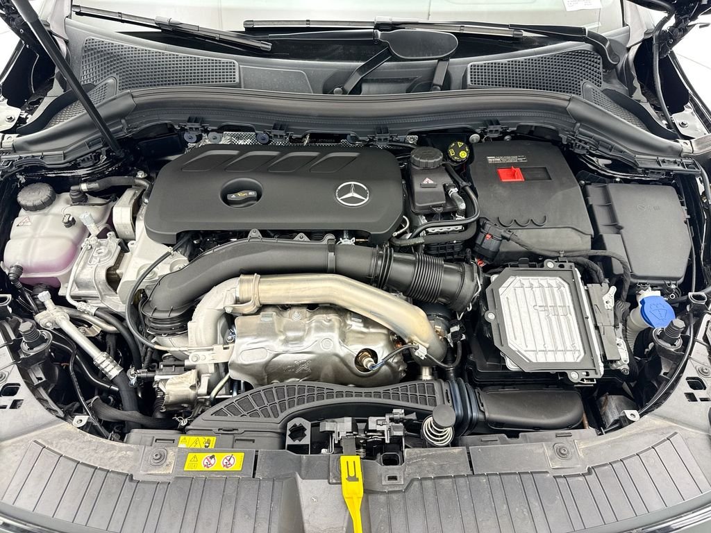 New 2026 Night Black Mercedes-Benz GLA 250 image 28