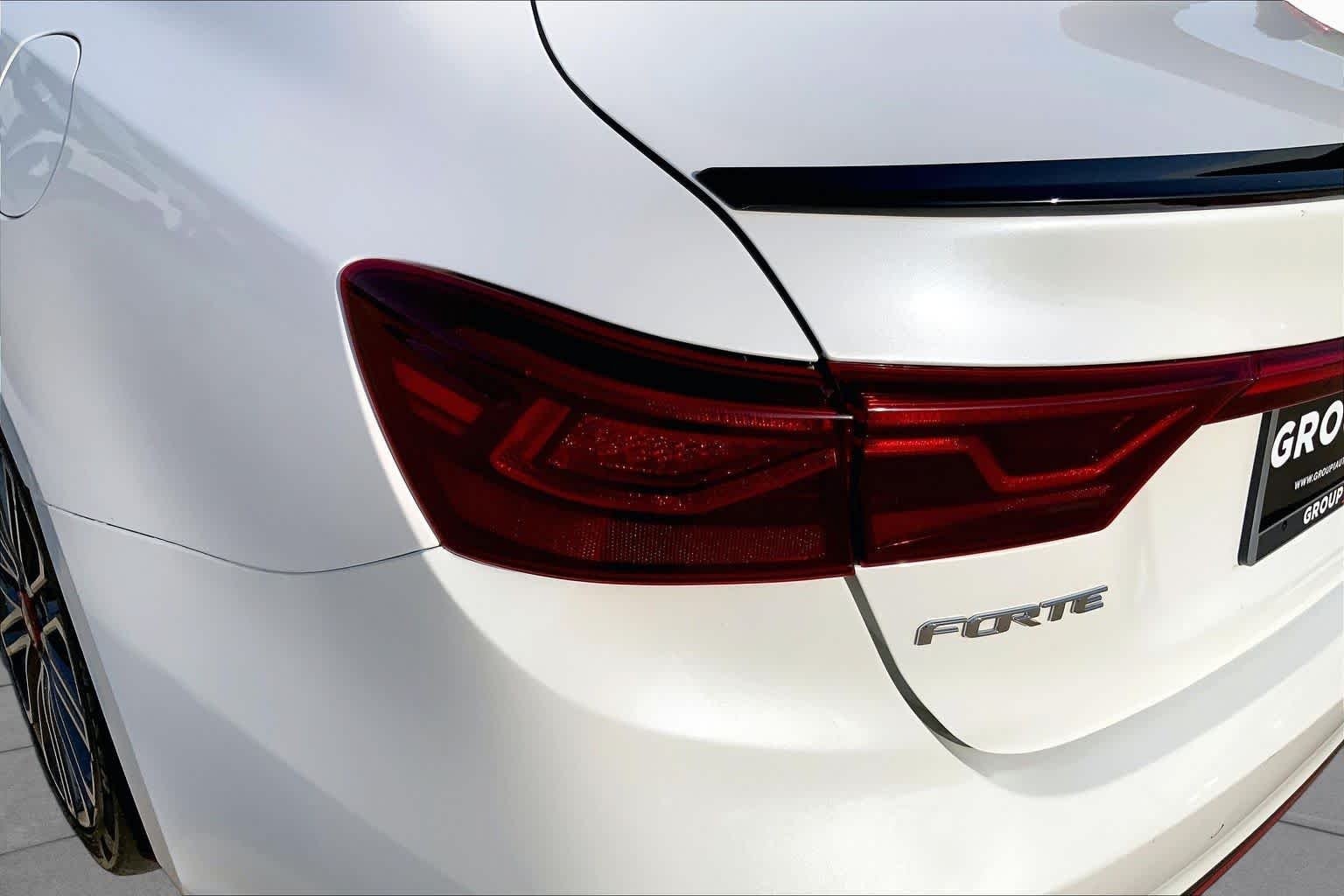 Used 2021 Snow White Pearl Kia GT image 28