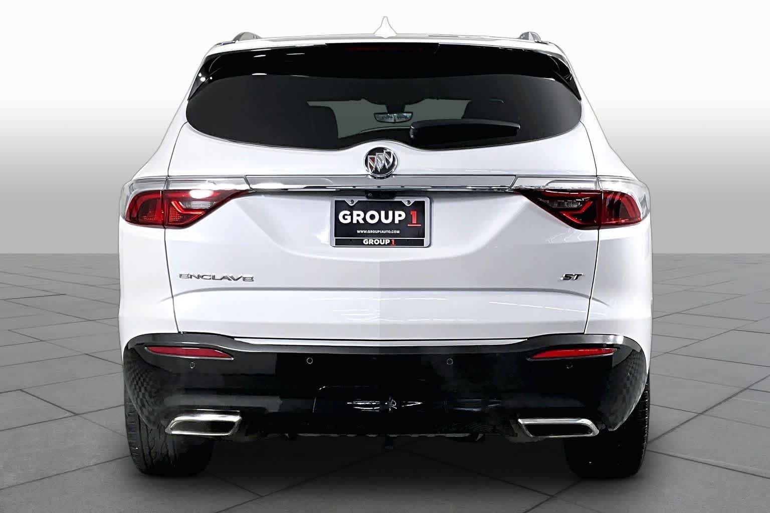 Used 2024 White Frost Tricoat Buick Essence image 5