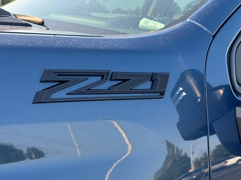 Used 2025 Lakeshore Blue Metallic Chevrolet LTZ image 10