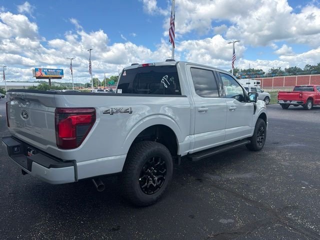 New 2026 White Ford XLT image 3