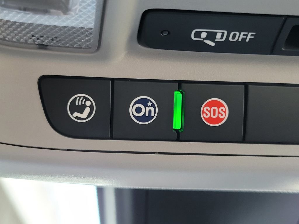 Used 2022 Gray Chevrolet LT image 16