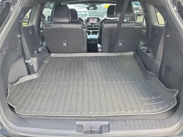 2022 Toyota Highlander XSE - Photo 16