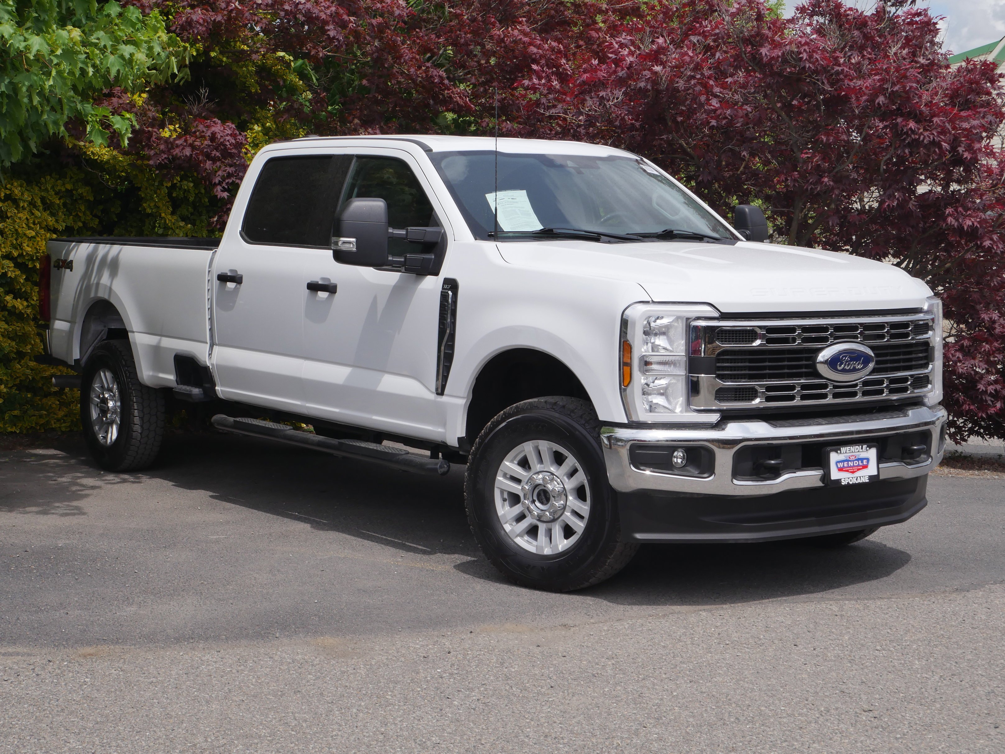 Used 2024 Oxford White Ford XLT image 29