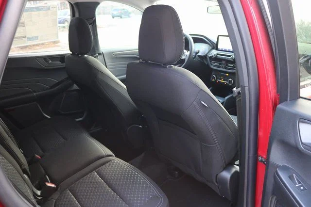 New 2026 Rapid Red Metallic Tinted Clearcoat Ford Active® image 24