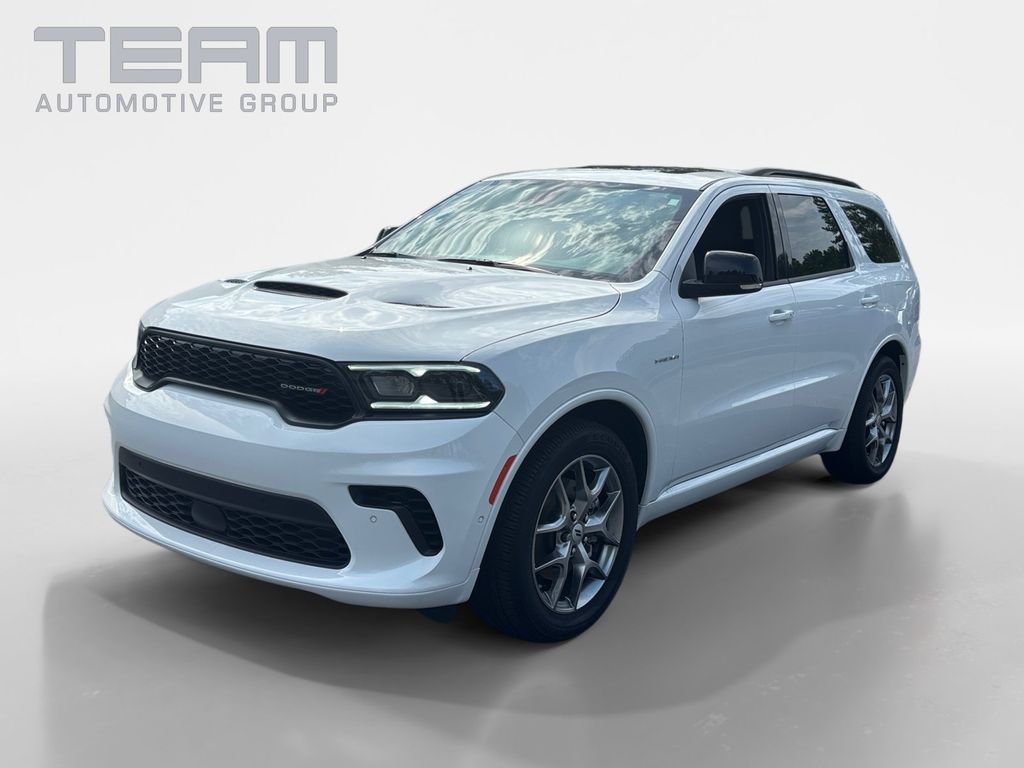 New 2026 White Knuckle Clear-Coat Exterior Paint Dodge GT Plus HEMI V8 image 3