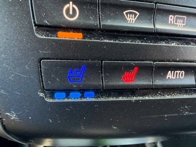 Used 2019 Black Lincoln Reserve image 5