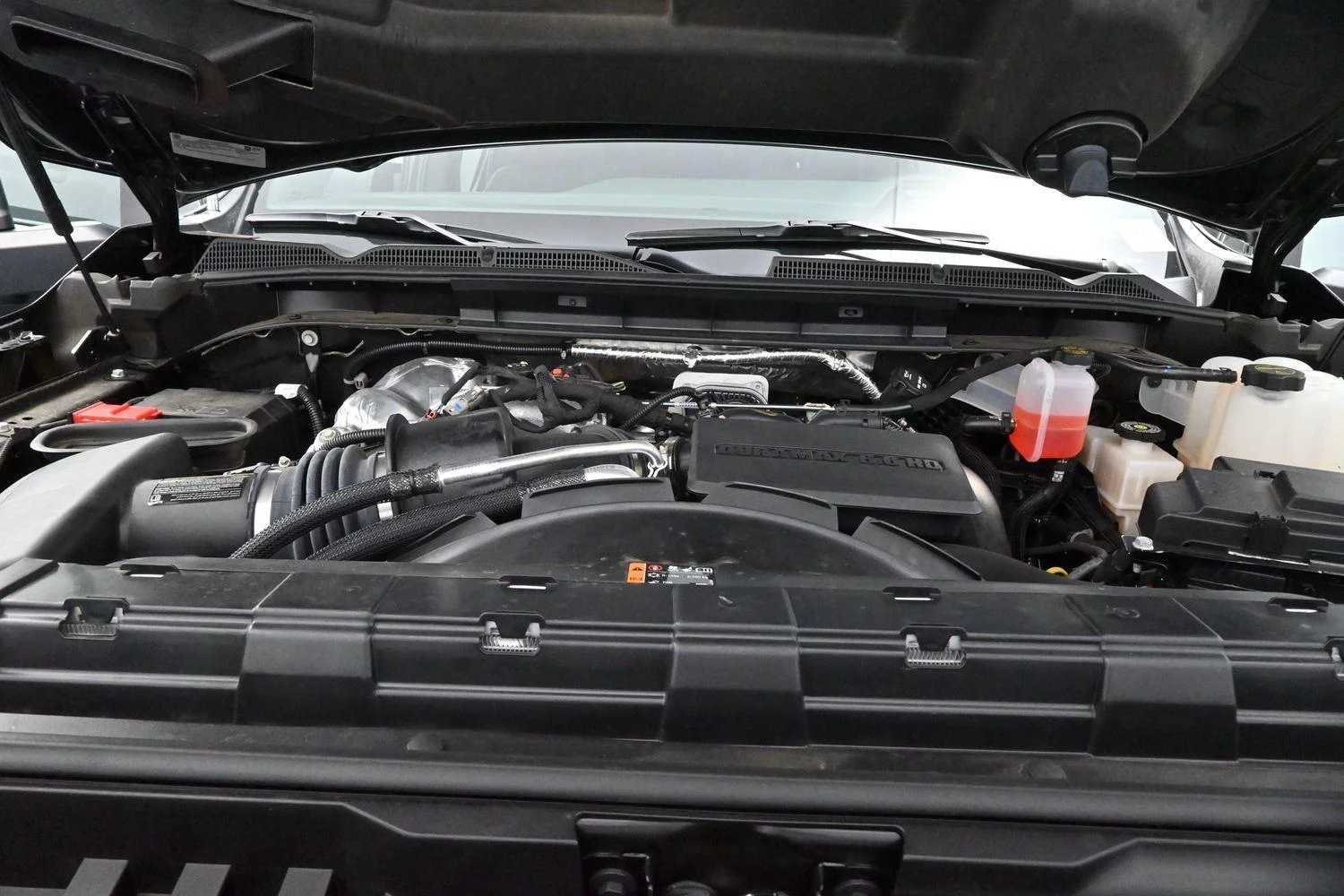Used 2025 Onyx Black GMC AT4 image 39