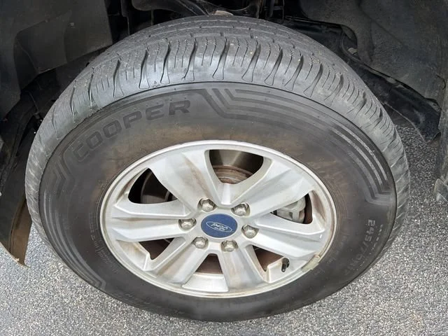 Used 2020 Black Ford XL image 11