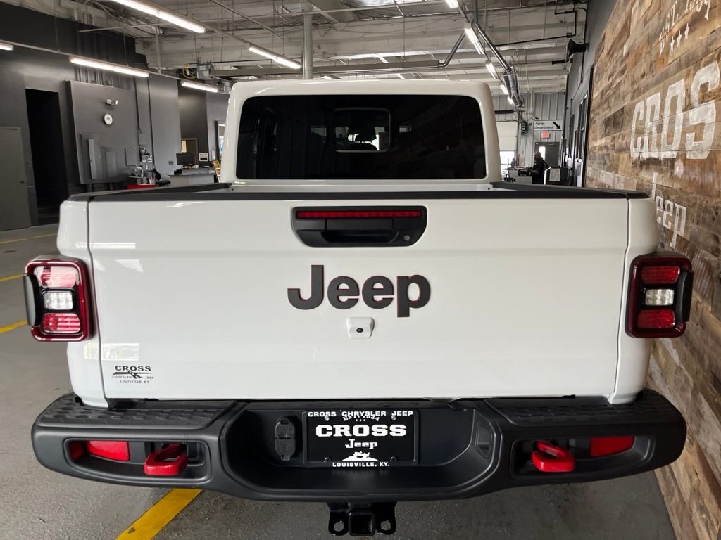New 2026 Bright White Clearcoat Jeep Rubicon image 23