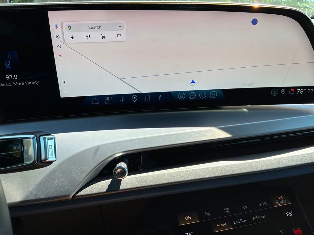 2026 Cadillac VISTIQ Premium Luxury - Photo 17