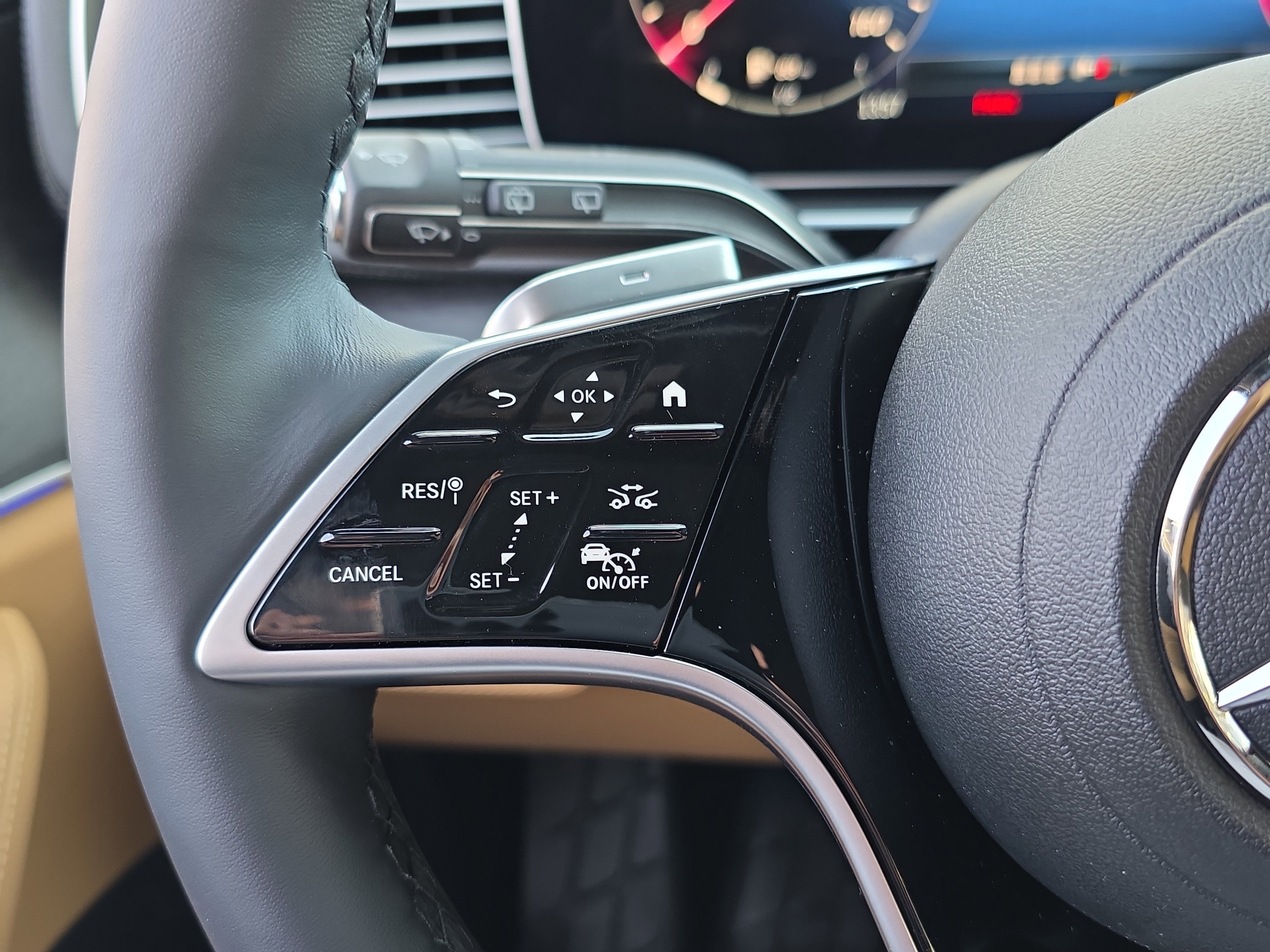 New 2026 Black Mercedes-Benz GLE 350 image 53