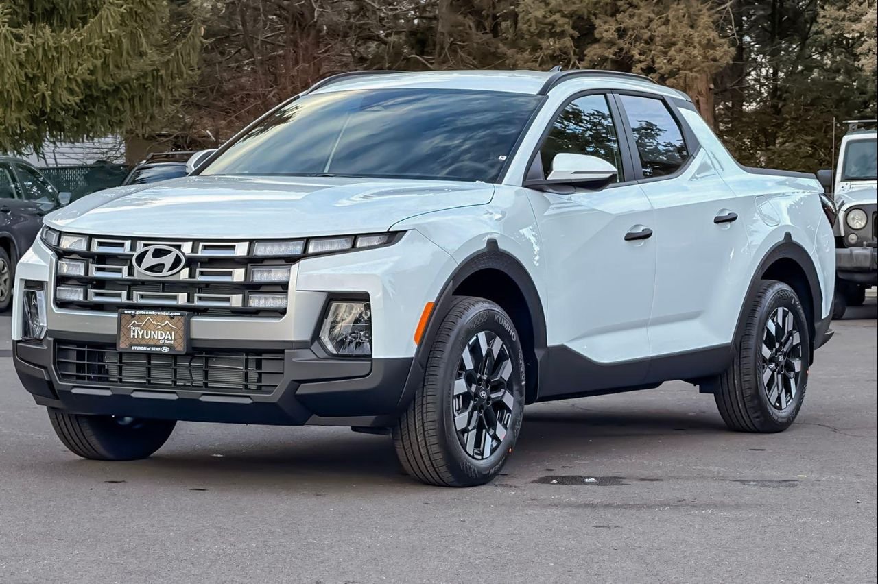 New 2026 White Hyundai SEL AWD image 8